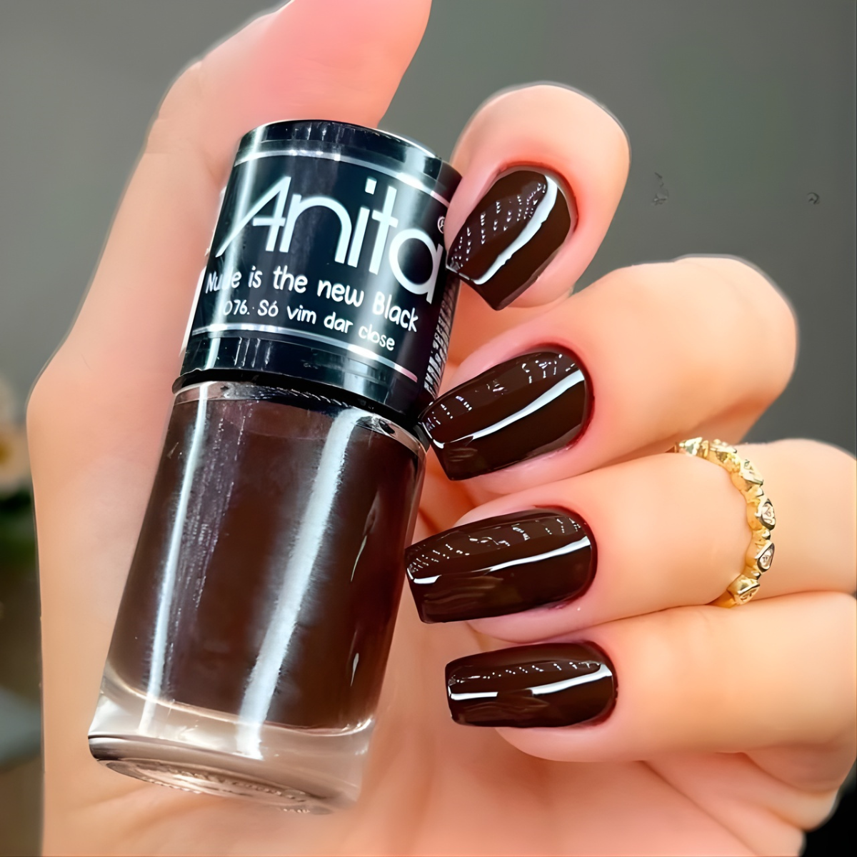 Só Vim Dar Close Esmalte Café - Anita 10ml